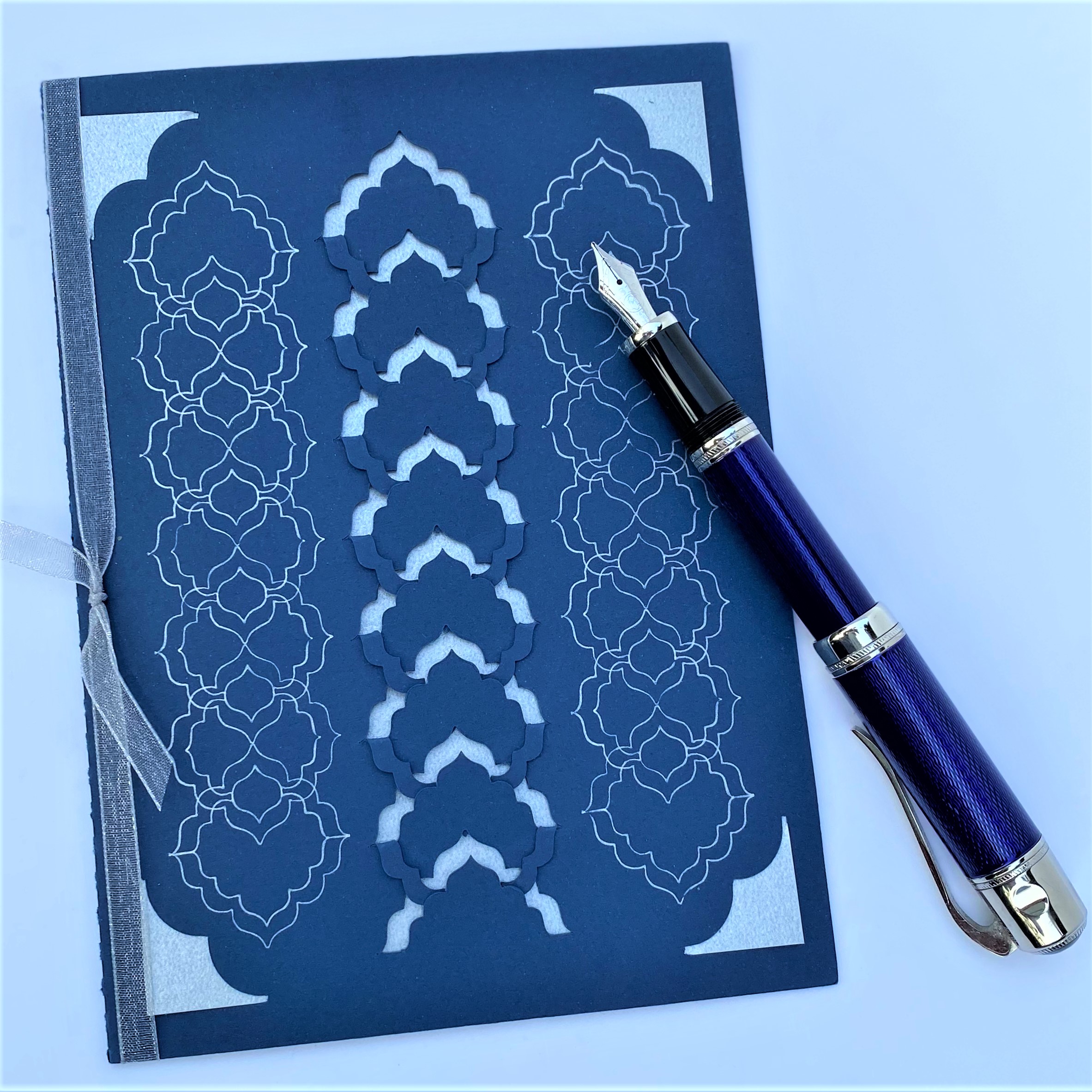 10 Moroccan card with pen