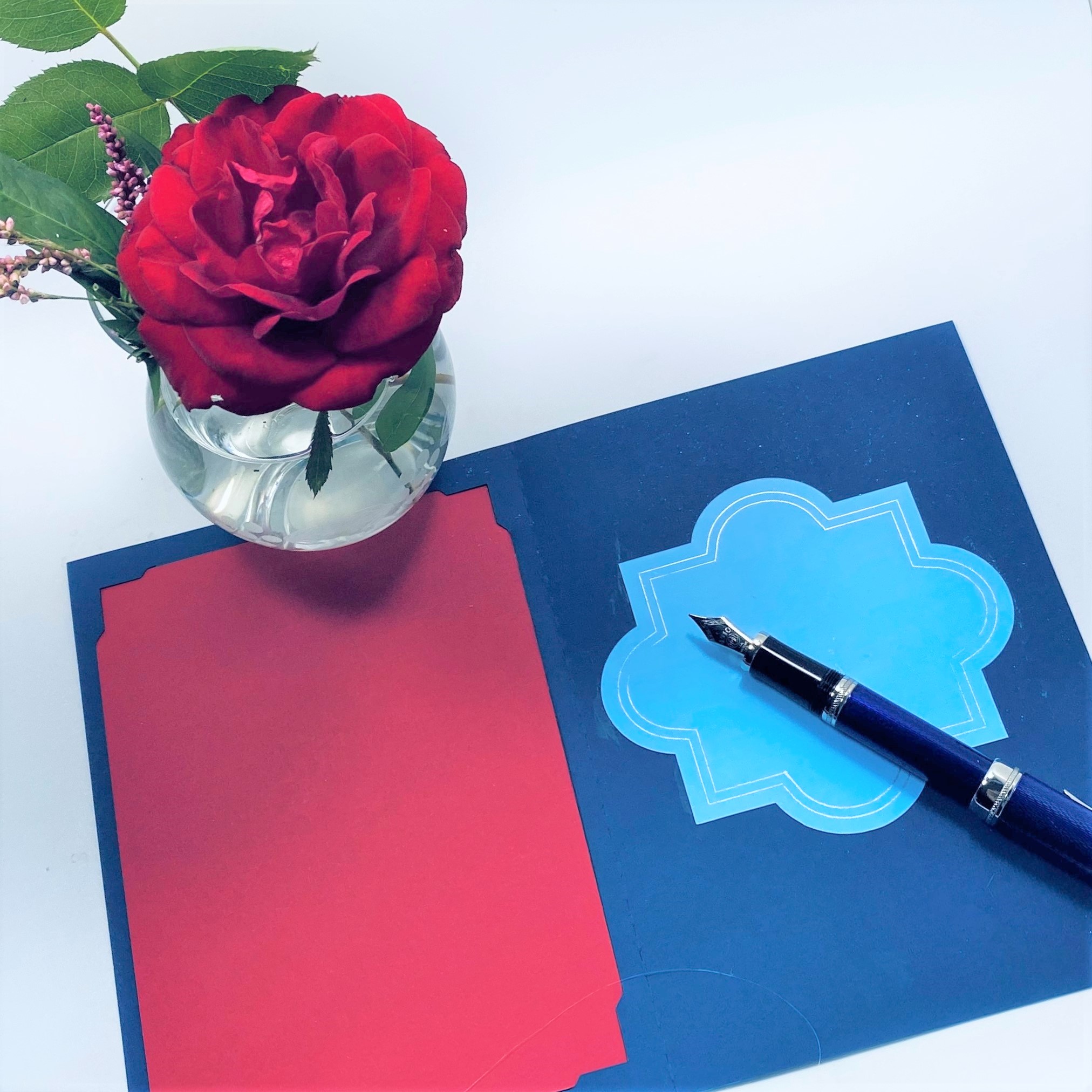 Navy starburst card inside 